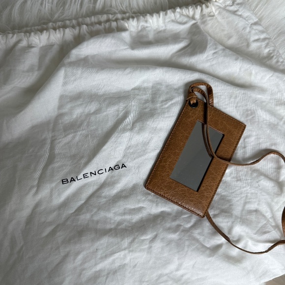 BALENCIAGA CITY BAG, MEDIUM, TAN - Picture 10 of 13